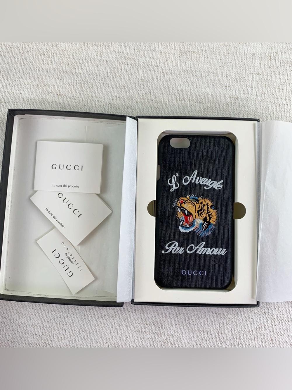 Gucci New Tiger 'L'Aveugle‎ Par Amour' iPhone 6 Case